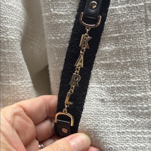 Karl Lagerfeld Paris White Black Colorblocked Tweed Chain Cropped Zip Up Blazer - Picture 5 of 11